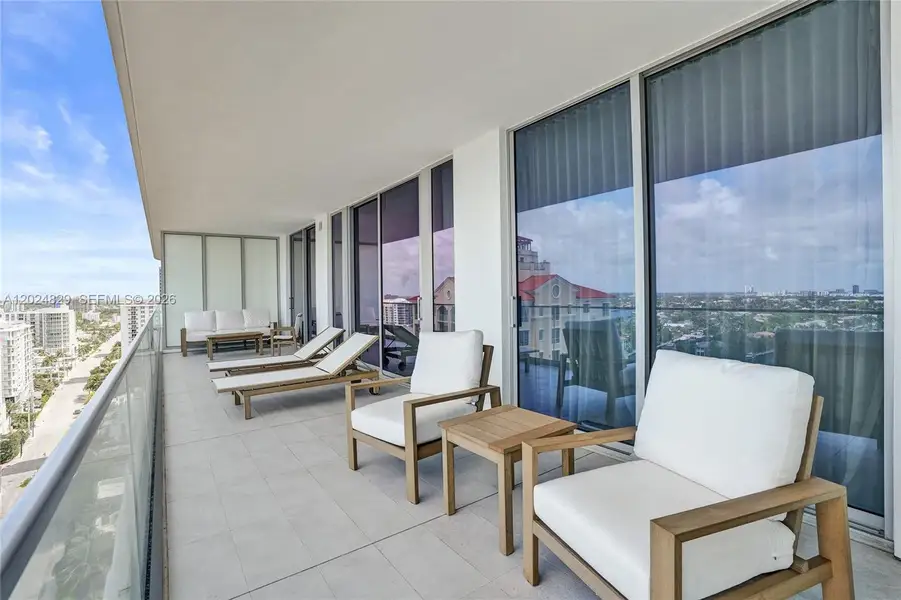 Exterior details and patio area of a home in , Fort Lauderdale (Image 1). Exterior details and patio area of a home in , Fort Lauderdale (Image 1).