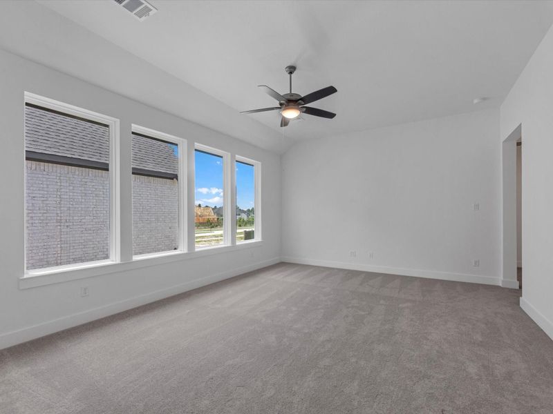 Spacious, unfurnished interior of a new home in Woodson’s Reserve, Spring (Image 17).