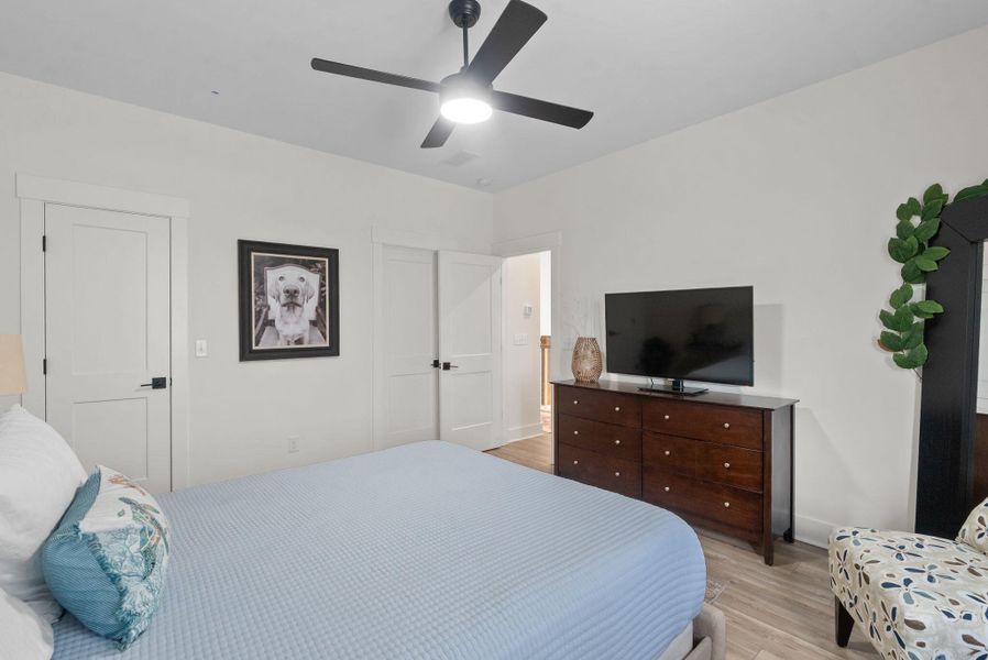 Furnished interior view inside a new home in , Johns Island (Image 39). Furnished interior view inside a new home in , Johns Island (Image 39).