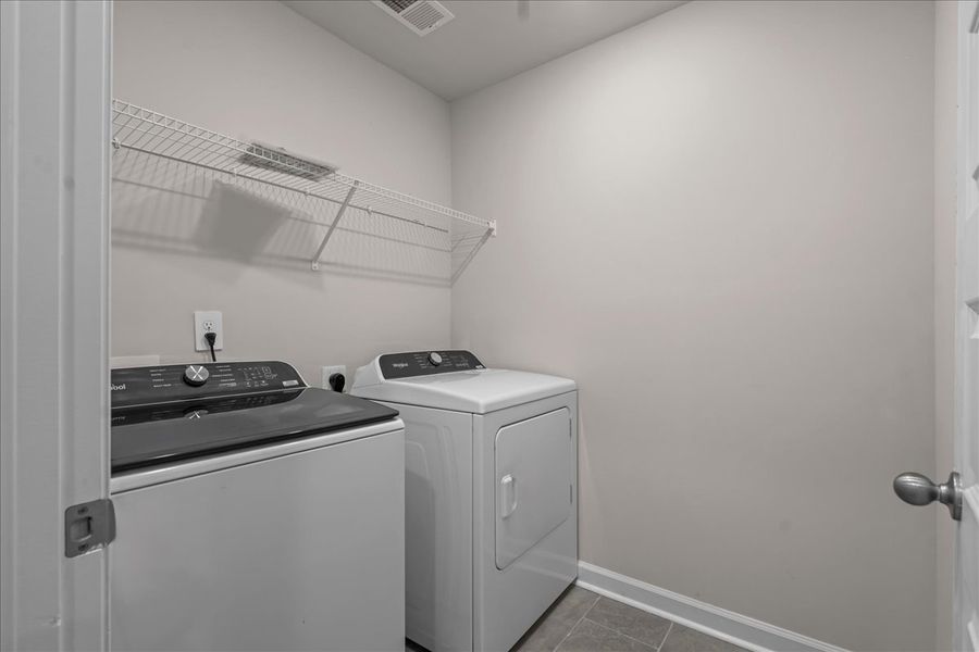 Close-up of interior finishes inside a home in Cedar Shoals – Heritage Collection, Piedmont (Image 9).
