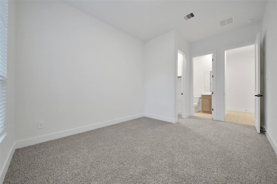 Spacious, unfurnished interior of a new home in Butlers Bend Estates, Pinehurst (Image 40).