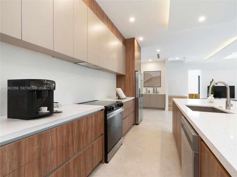 Furnished interior view inside a new home in , Fort Lauderdale (Image 5).