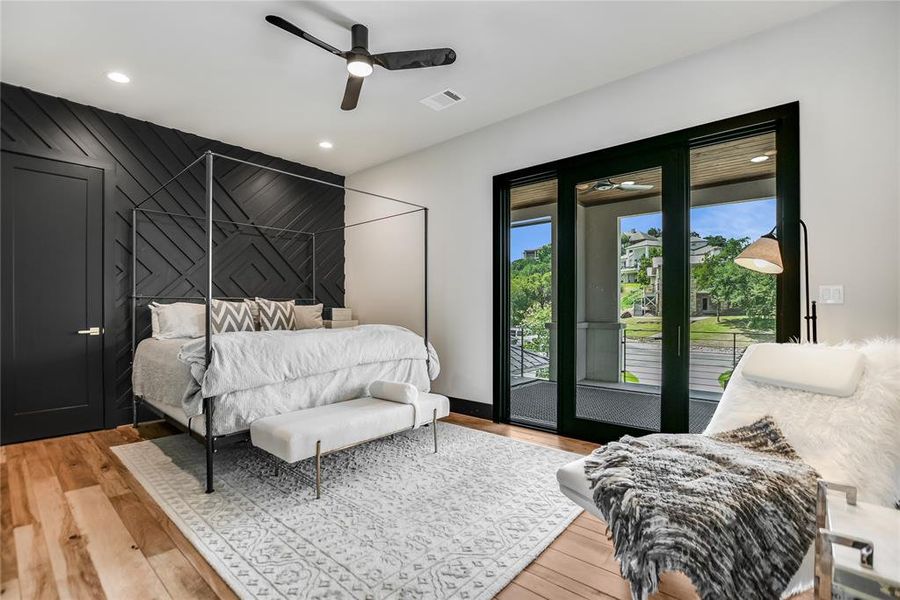 Furnished interior view inside a new home in , Horseshoe Bay (Image 11).
