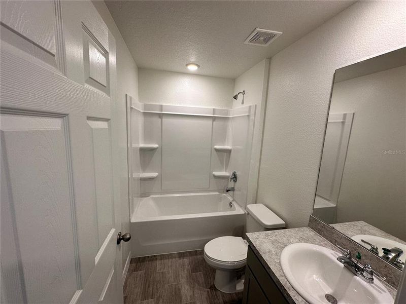 Furnished interior view inside a new home in Palm Coast, Palm Coast (Image 5).