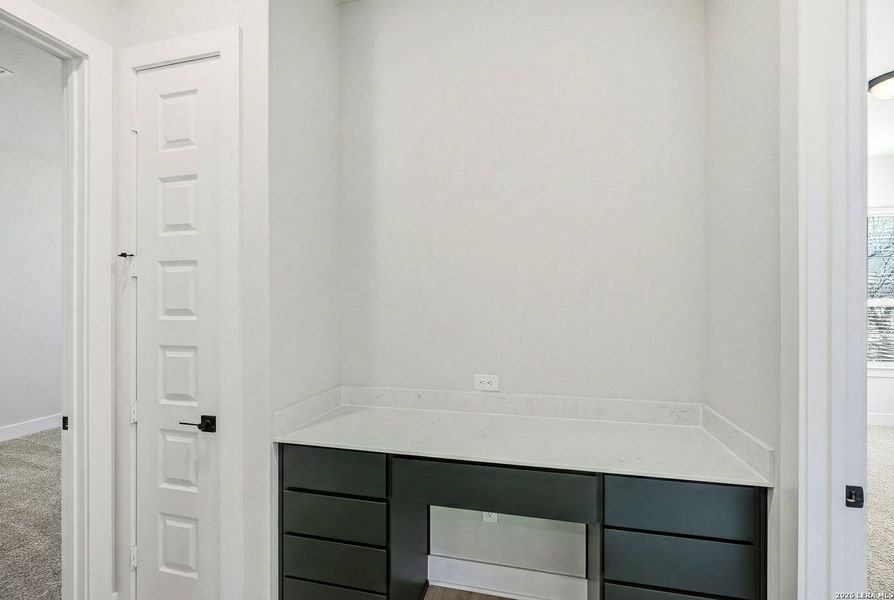 Image 26 of a home in Potranco Oaks.