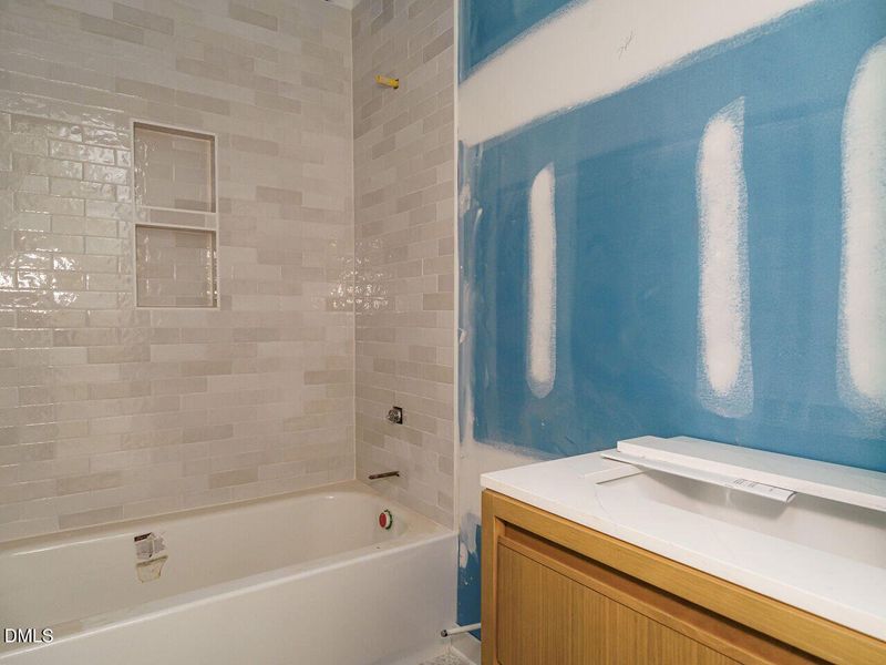 006-1280x960-bathroom