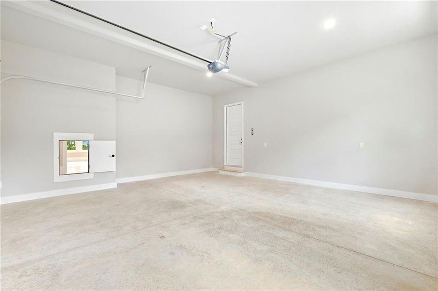 Spacious, unfurnished interior of a new home in , Flowery Branch (Image 46).