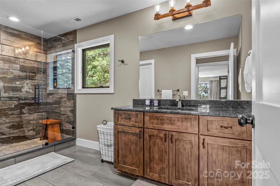 Furnished interior view inside a new home in , Marion (Image 13).