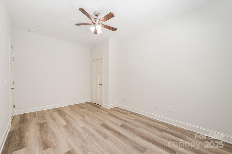 Spacious, unfurnished interior of a new home in , Kannapolis (Image 18). Spacious, unfurnished interior of a new home in , Kannapolis (Image 18).