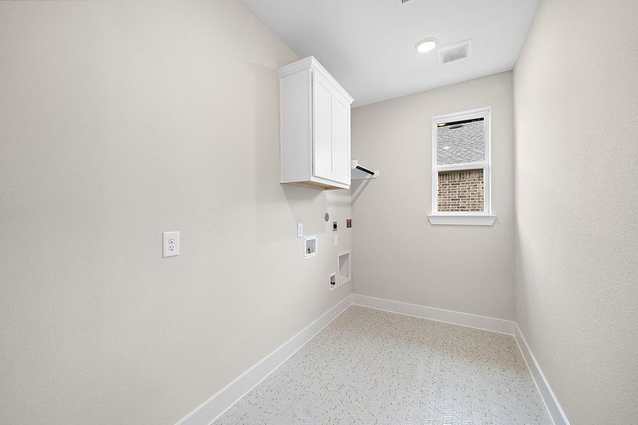 Representative unfurnished interior of a home built from the Sunflower by Caldwell Homes in The Highlands, Porter (Image 42). Representative unfurnished interior of a home built from the Sunflower by Caldwell Homes in The Highlands, Porter (Image 42).