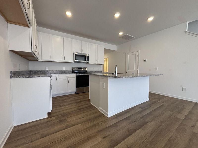 Furnished interior view inside a new home in CraigStone, Woodruff (Image 5). Furnished interior view inside a new home in CraigStone, Woodruff (Image 5).