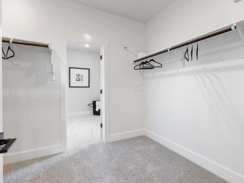 Spacious, unfurnished interior of a new home in Mercer Meadows, Royse City (Image 21). Spacious, unfurnished interior of a new home in Mercer Meadows, Royse City (Image 21).