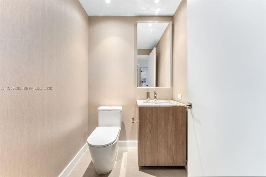 Furnished interior view inside a new home in Five Park, Miami Beach (Image 32).