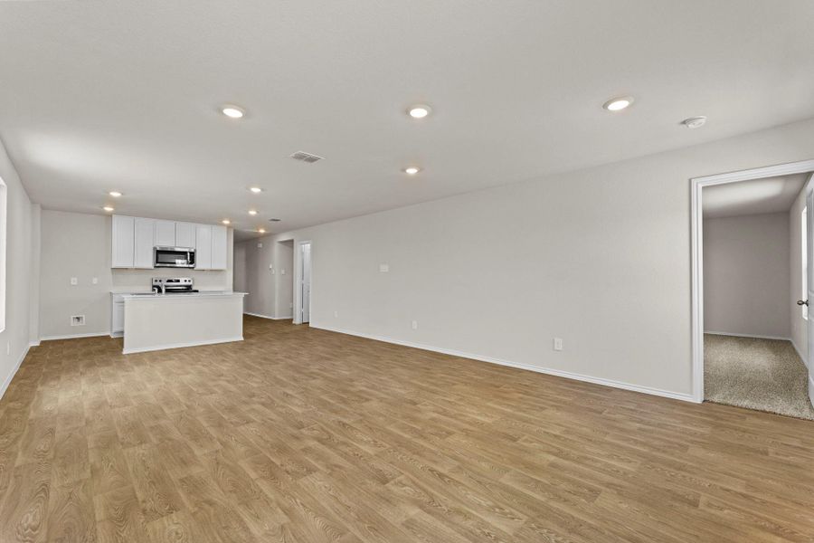 Spacious, unfurnished interior of a new home in Ladera, Luling (Image 30). Spacious, unfurnished interior of a new home in Ladera, Luling (Image 30).