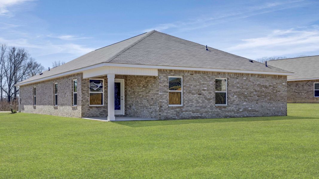 Exterior details and patio area of a home in Bailey Park, Fayetteville (Image 3).