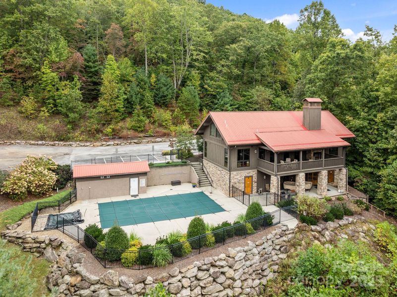 Image 38 of a home in .