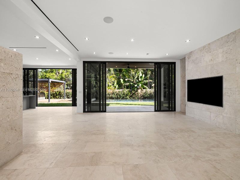 Spacious, unfurnished interior of a new home in , South Miami (Image 15).