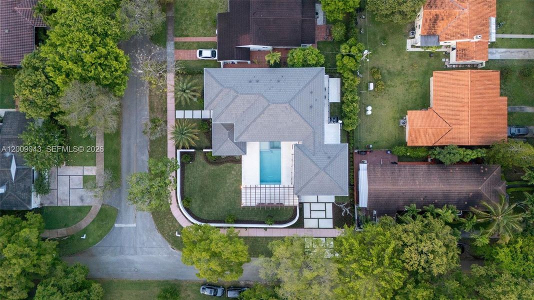 Community amenities in , Coral Gables (Image 49).
