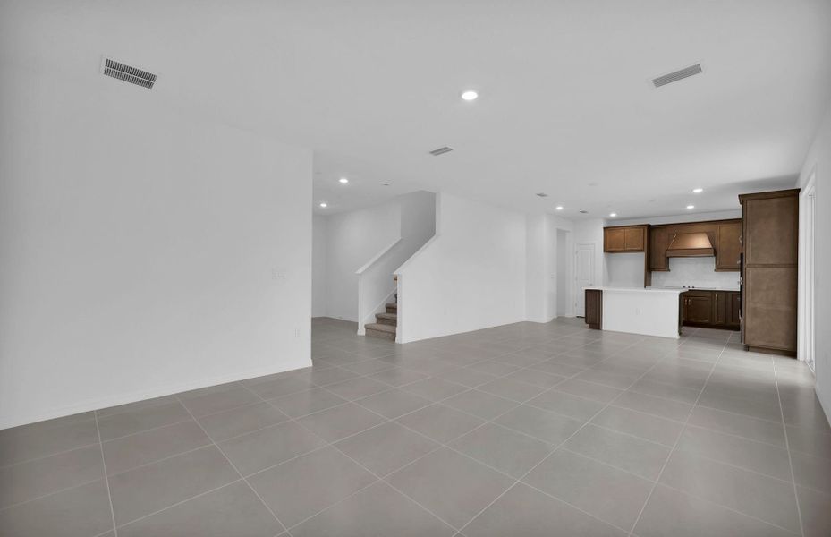 Spacious, unfurnished interior of a new home in Hyland Trail, Green Cove Springs (Image 13). Spacious, unfurnished interior of a new home in Hyland Trail, Green Cove Springs (Image 13).