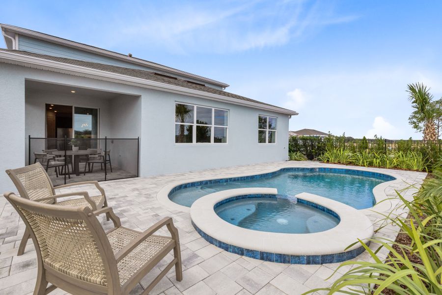 Representative exterior details of a home built from the Ruby by Pulte Homes in Lakehaven Estates, Clermont (Image 3). Representative exterior details of a home built from the Ruby by Pulte Homes in Lakehaven Estates, Clermont (Image 3).