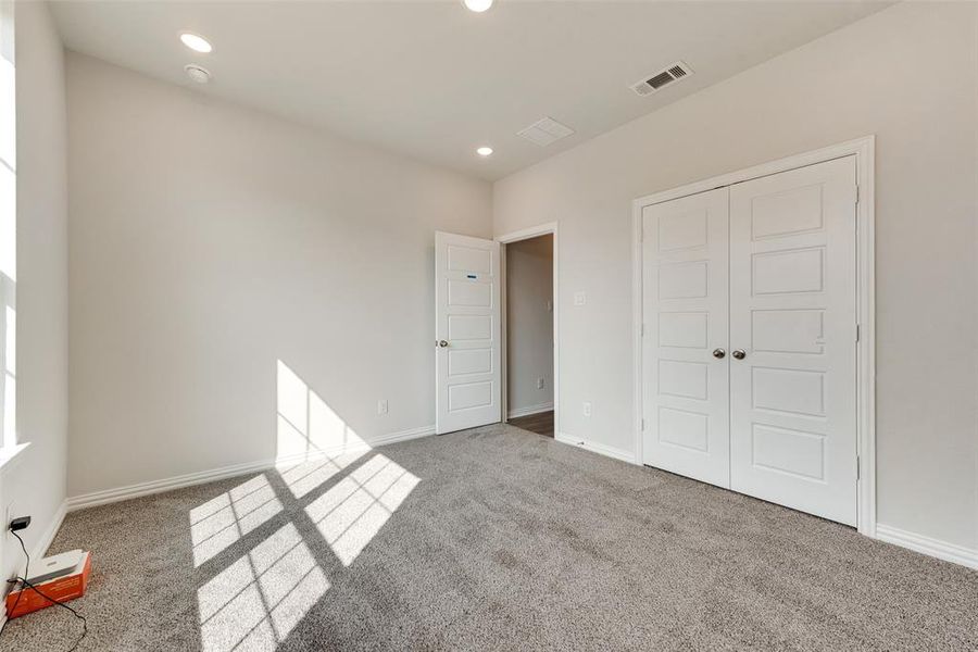 Spacious, unfurnished interior of a new home in Sutton Fields, Celina (Image 12).