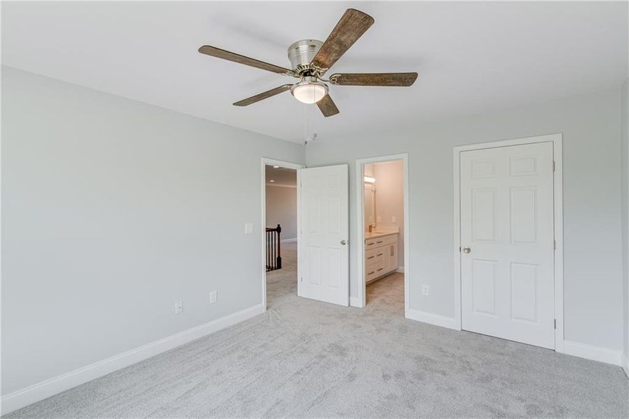 Spacious, unfurnished interior of a new home in , Gainesville (Image 40).