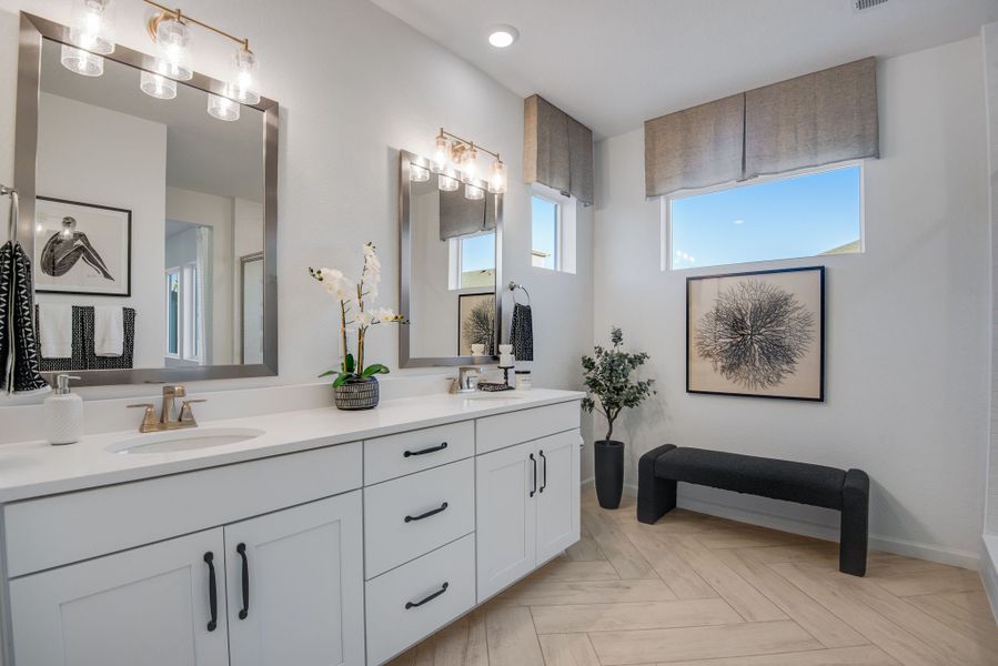 Furnished interior view inside a new home in Reunion, Commerce City (Image 8).