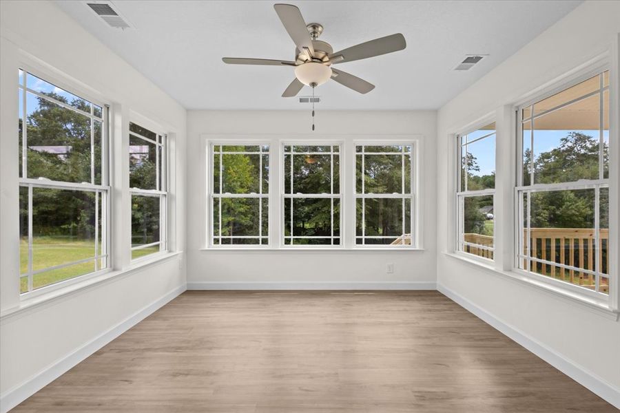 Representative unfurnished interior of a home built from the Drayton by Enchanted Homes in Ballentine Ridge, Lyman (Image 9).
