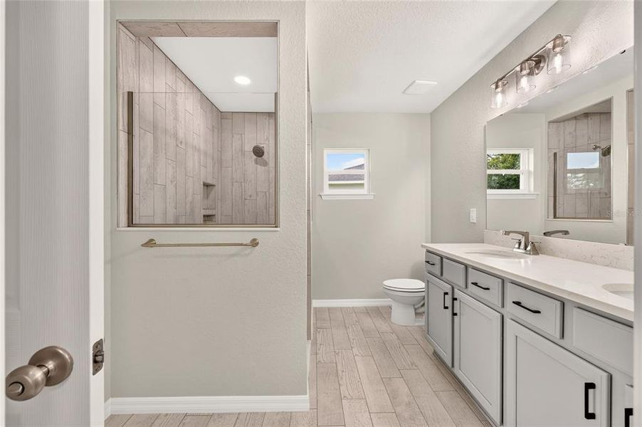 Furnished interior view inside a new home in , Ocala (Image 11).