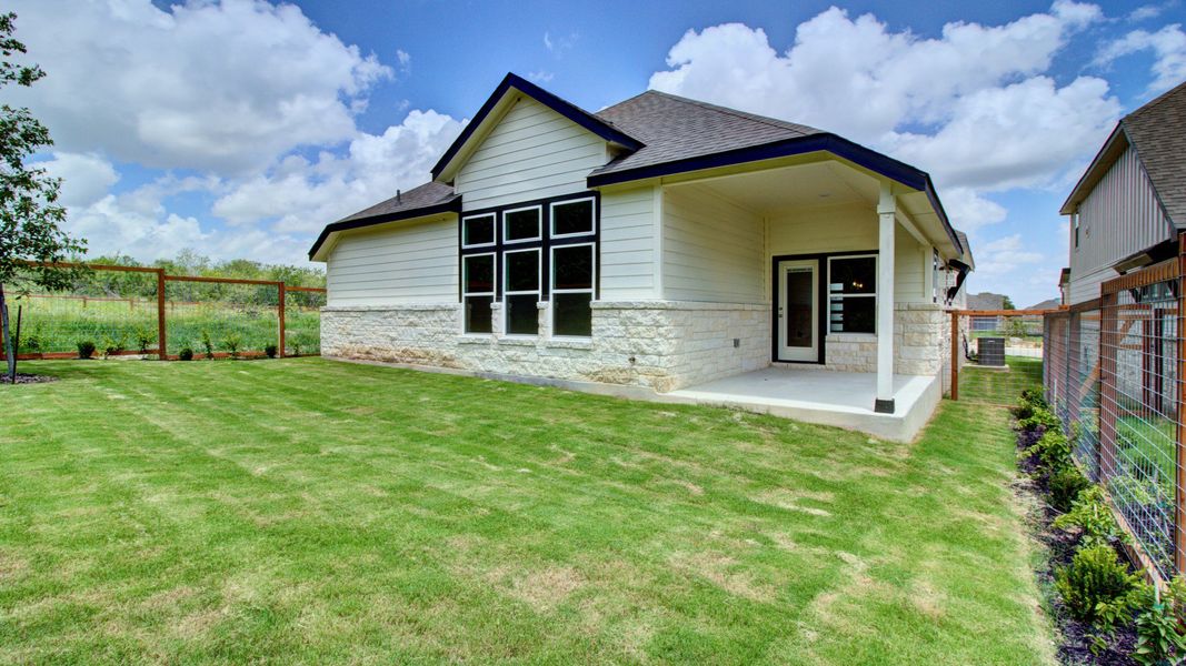 Furnished interior view inside a new home in The Crossvine, Schertz (Image 25). Furnished interior view inside a new home in The Crossvine, Schertz (Image 25).