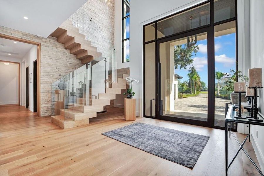 Image 79 of a home in .
