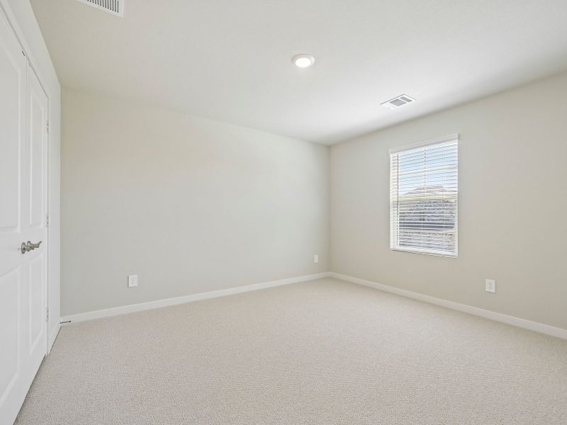 Spacious, unfurnished interior of a new home in Lakehaven - Premier Series, Farmersville (Image 26).