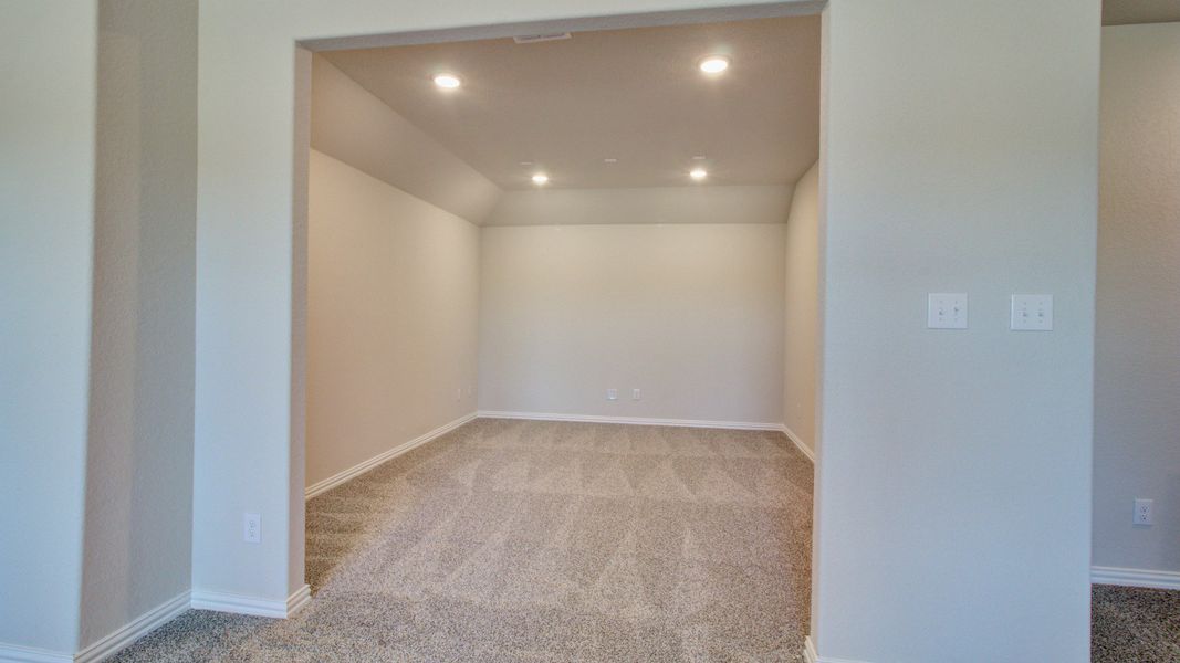 Furnished interior view inside a new home in Sunflower Ridge, New Braunfels (Image 25).