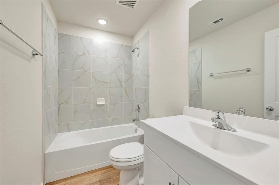 Furnished interior view inside a new home in ValleyBrooke, Mesquite (Image 9).