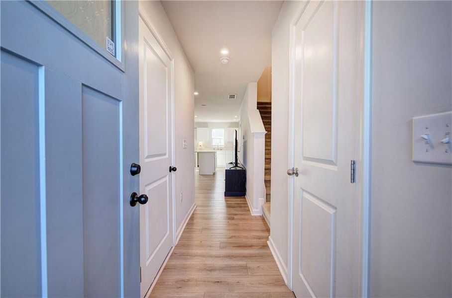 Spacious, unfurnished interior of a new home in , Cartersville (Image 22).