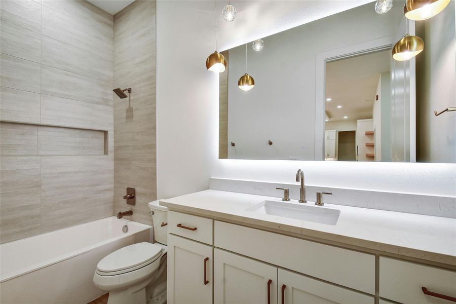 Furnished interior view inside a new home in , Fredericksburg (Image 16). Furnished interior view inside a new home in , Fredericksburg (Image 16).