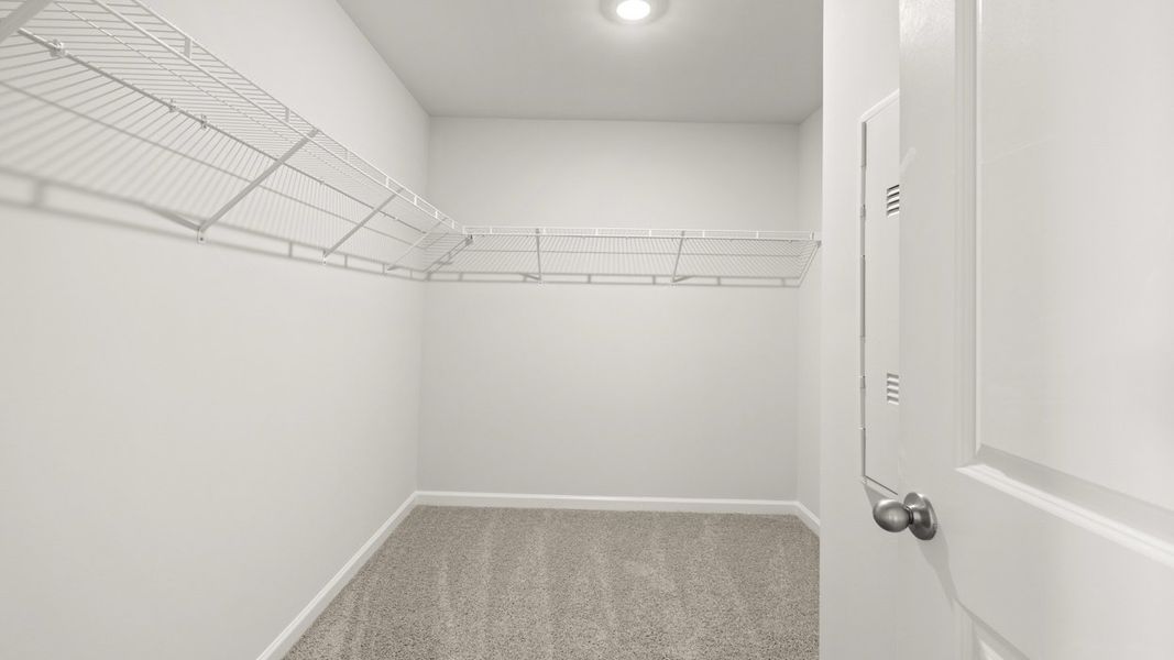 Representative unfurnished interior of a home built from the Somerset by D.R. Horton in Windsor Meadows, Augusta (Image 21).