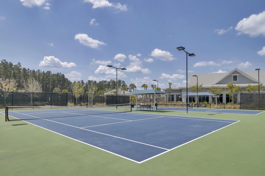 Community amenities in , Summerville (Image 36).