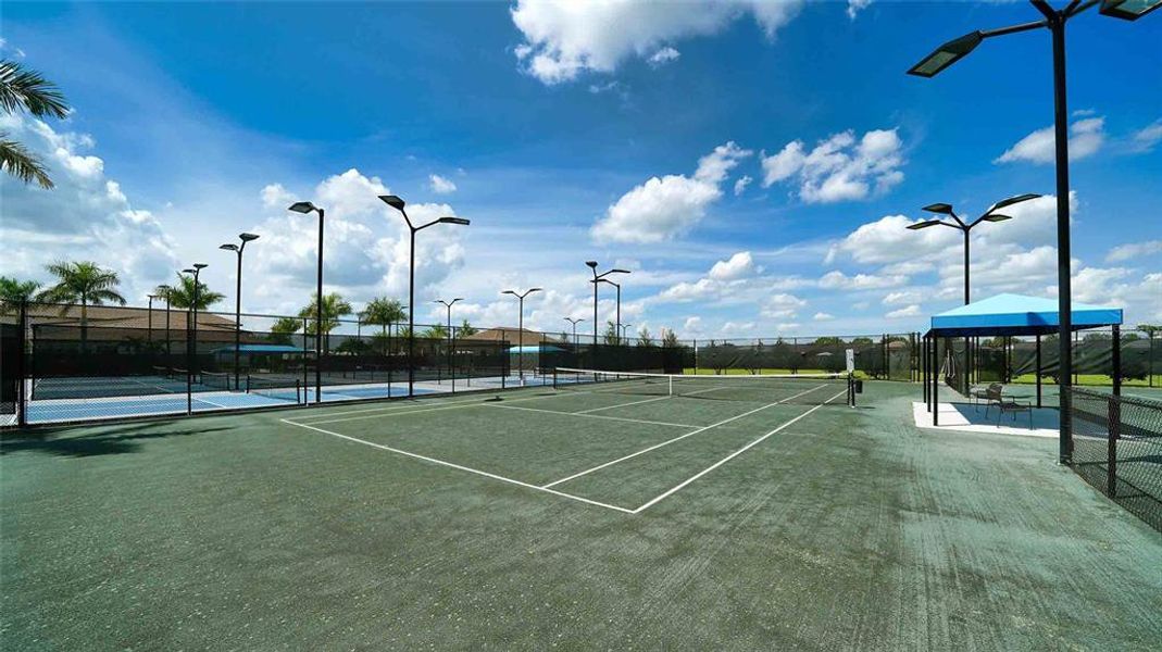 Image 28 of a home in Cresswind Lakewood Ranch.