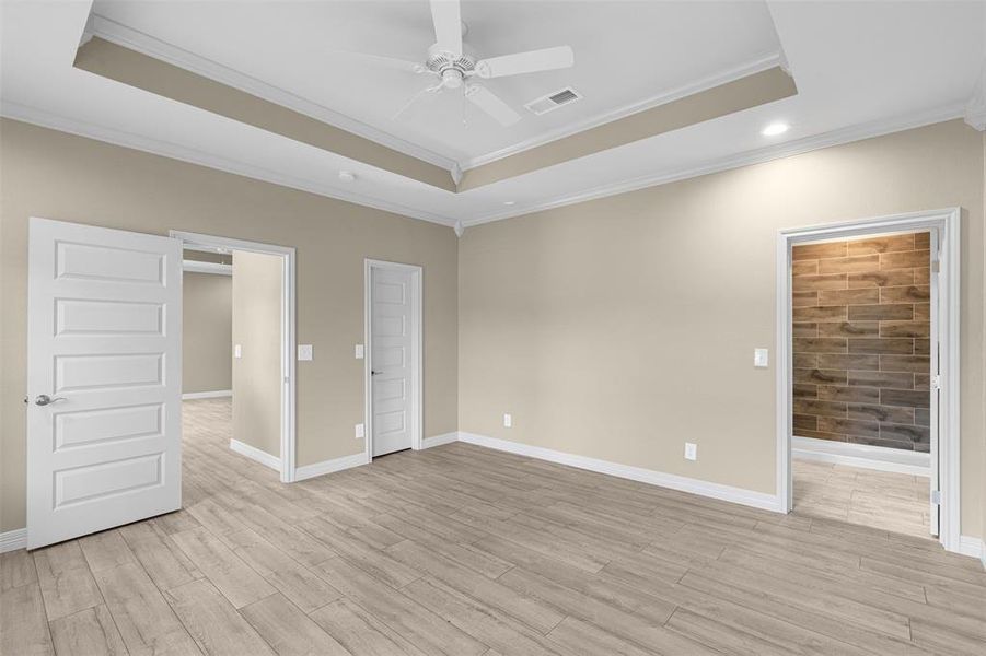 Spacious, unfurnished interior of a new home in , Corsicana (Image 27).