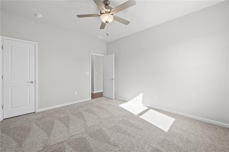 Spacious, unfurnished interior of a new home in Anderson Point, McDonough (Image 20).