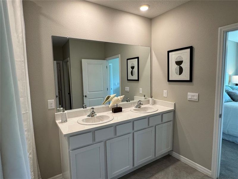 Furnished interior view inside a new home in Solera at Lakewood Ranch, Lakewood Ranch (Image 26).