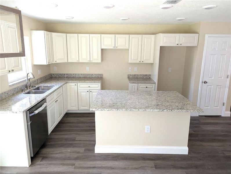 Furnished interior view inside a new home in , Mulberry (Image 11).