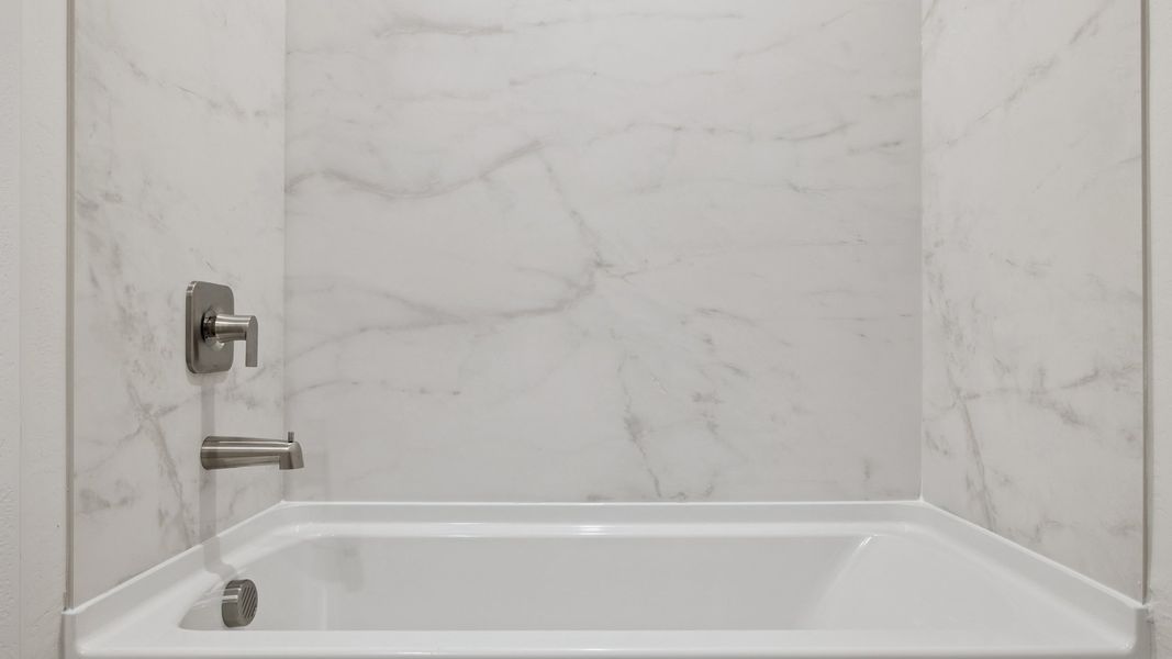 Representative interior finishes for a home built from the Gaven by D.R. Horton in The Ridge at Stone Butte, Phoenix (Image 11).