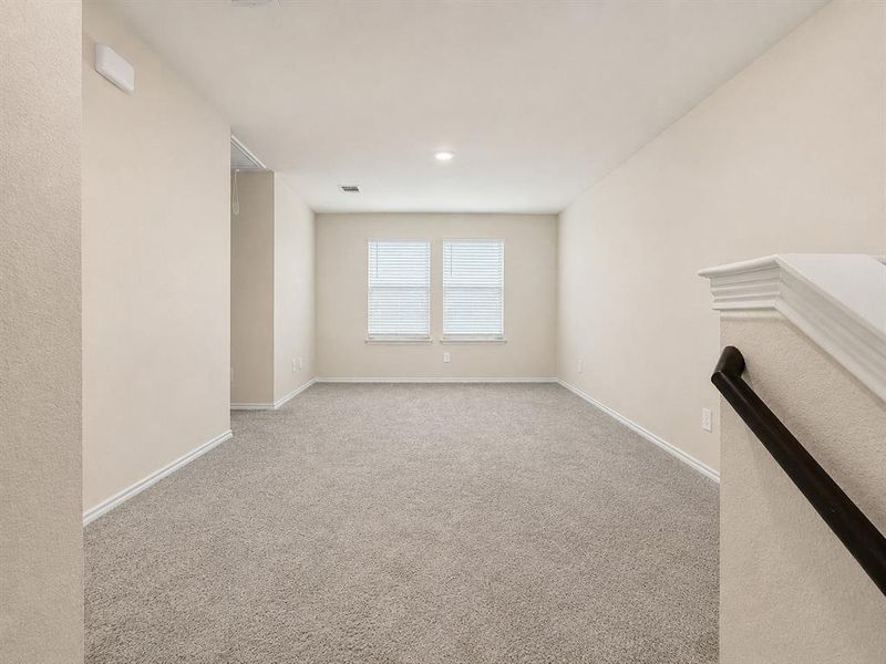 Spacious, unfurnished interior of a new home in Bluff Springs, Ferris (Image 17). Spacious, unfurnished interior of a new home in Bluff Springs, Ferris (Image 17).
