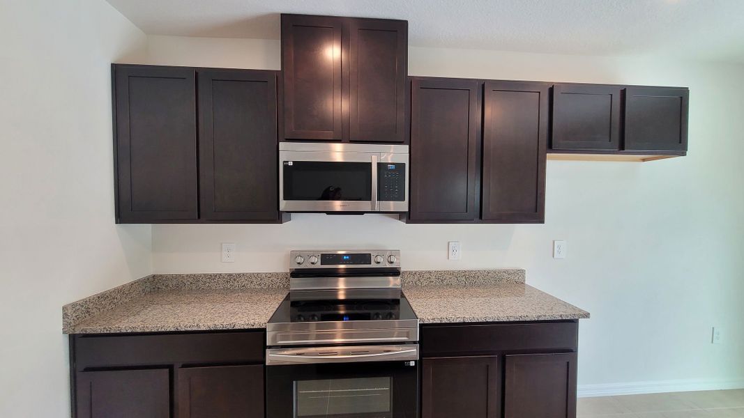 Image 11 of a home in Port St. Lucie.