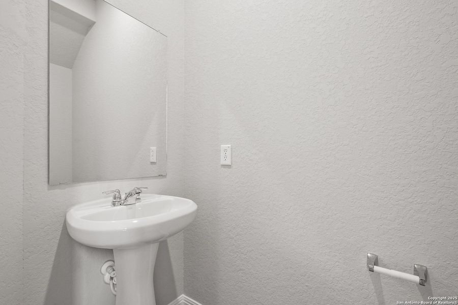 Image 34 of a home in Applewhite Meadows.