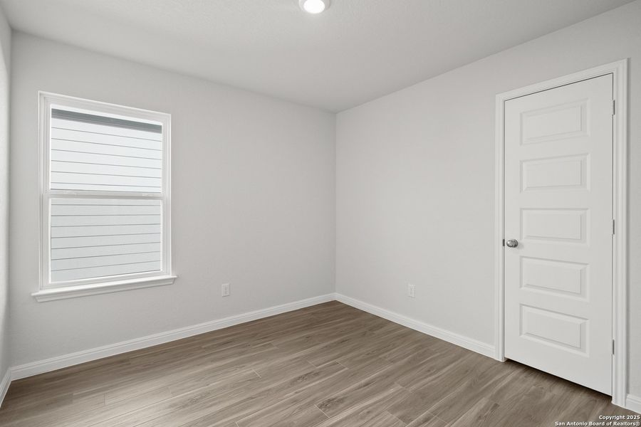 Spacious, unfurnished interior of a new home in Timber Creek, San Antonio (Image 15). Spacious, unfurnished interior of a new home in Timber Creek, San Antonio (Image 15).