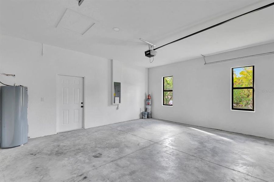 Spacious, unfurnished interior of a new home in , Port Charlotte (Image 31). Spacious, unfurnished interior of a new home in , Port Charlotte (Image 31).