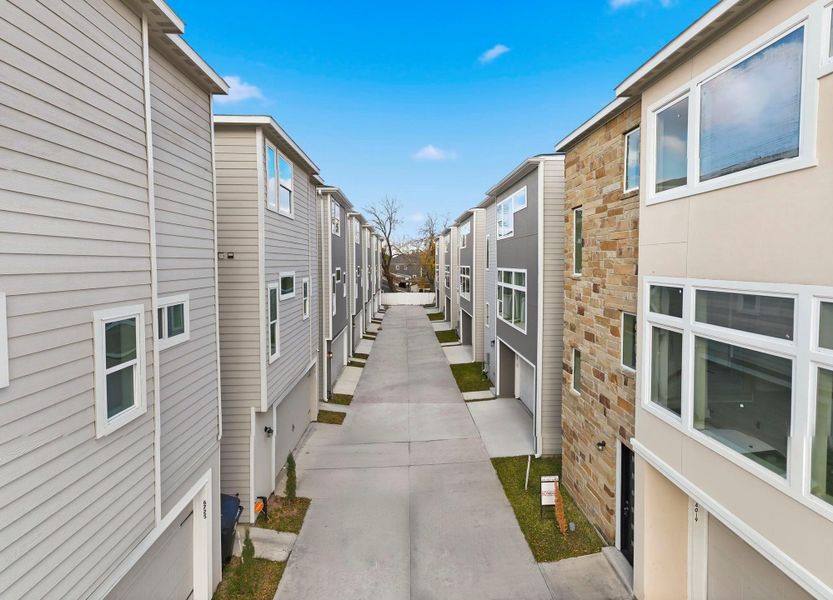 Exterior details and patio area of a home in , Houston (Image 3).